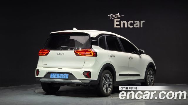 Kia Niro Earth - фото 1