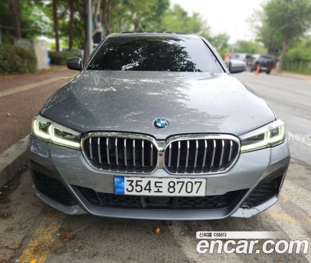 BMW 5-Series G30 523d M Sport - фото 0