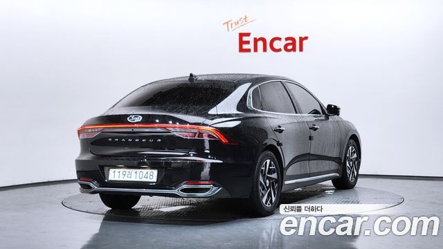 Hyundai Grandeur Новый IG, гибрид Exclusive - фото 1