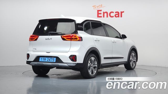 Kia Niro Earth - фото 1