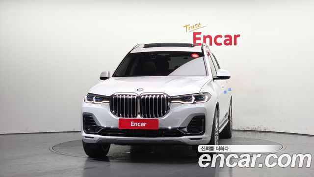 BMW X7 G07 xDrive 40i Design Pure Excellence 7-Seater - фото 2