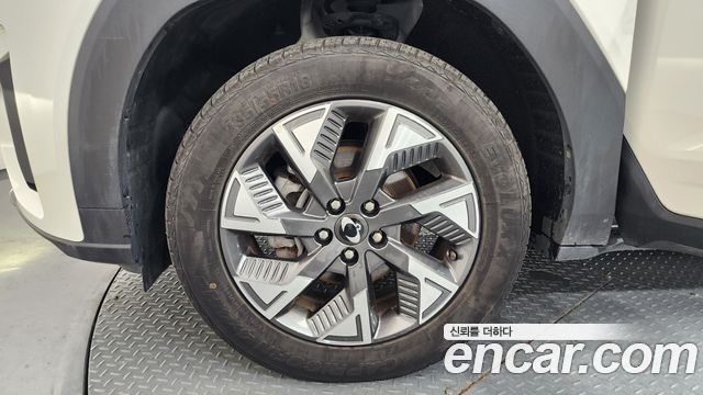 SsangYong Torres EVX E5 - фото 4