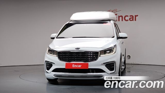 Kia Carnival Новый Gasoline 9-Seater Hi-Limousine Noblesse Special - фото 2