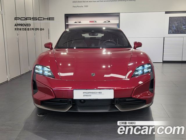 Porsche Taycan Turbo - фото 2