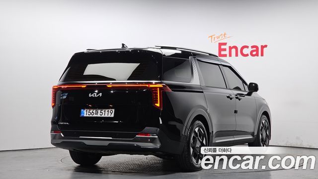 Kia Carnival Новый 4-го поколения 7-Seater Noblesse - фото 1