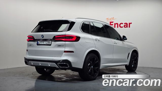 BMW X5 G05 xDrive 40i M Sport - фото 1