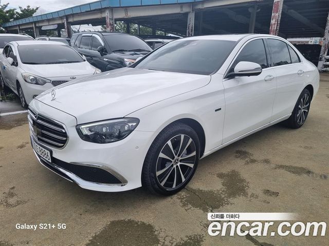 Mercedes-Benz E-Class W213 E300e 4MATIC Exclusive - фото 2
