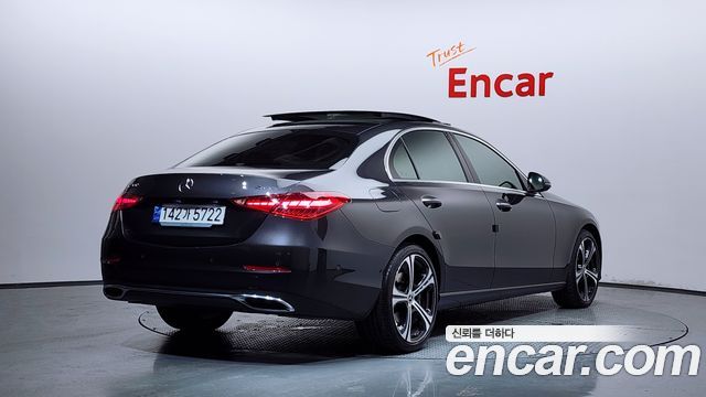 Mercedes-Benz C-Class W206 C300 4MATIC Avantgarde - фото 1
