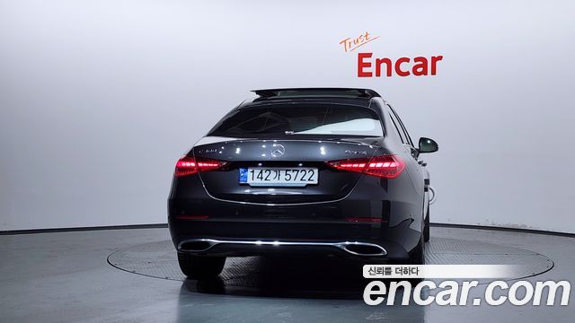 Mercedes-Benz C-Class W206 C300 4MATIC Avantgarde - фото 3