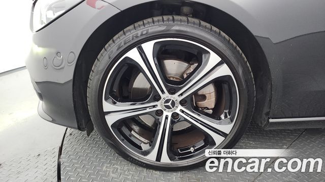 Mercedes-Benz C-Class W206 C300 4MATIC Avantgarde - фото 4
