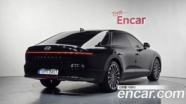 Hyundai Grandeur GN7 2,5 Gasoline 2WD Calligraphy - фото 1