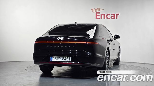 Hyundai Grandeur GN7 2,5 Gasoline 2WD Calligraphy - фото 3