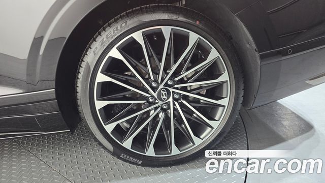 Hyundai Grandeur GN7 2,5 Gasoline 2WD Calligraphy - фото 4