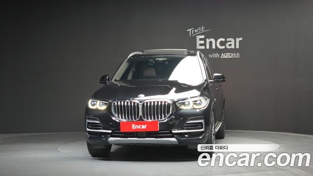 BMW X5 G05 xDrive 45e xLine - фото 2