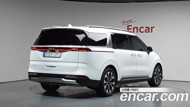 Kia Carnival 4-го поколения 7-Seater Signature - фото 0