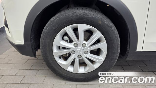 SsangYong Tivoli Gasoline 1.5 2WD V3 - фото 4
