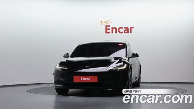 Tesla Model 3 RWD - фото 2
