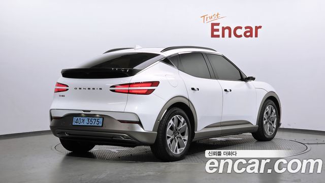 Genesis GV60 Standard - фото 1