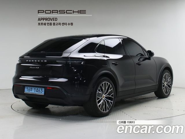 Porsche Macan EV 4S - фото 1
