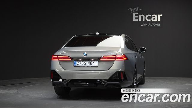 BMW 5-Series G60 530i xDrive M Sport - фото 2