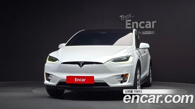 Tesla Model X 100D - фото 2