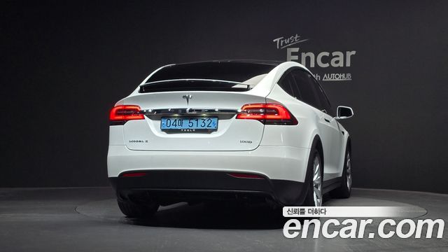 Tesla Model X 100D - фото 3