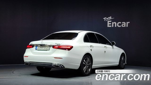 Mercedes-Benz E-Class W213 E350 4MATIC Avantgarde - фото 1