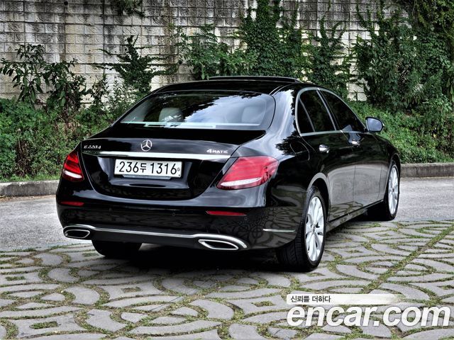 Mercedes-Benz E-Class W213 E220d 4MATIC Exclusive - фото 1