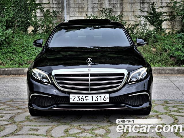 Mercedes-Benz E-Class W213 E220d 4MATIC Exclusive - фото 2