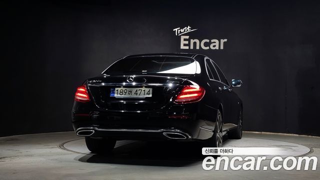 Mercedes-Benz E-Class W213 E300e 4MATIC Exclusive - фото 3