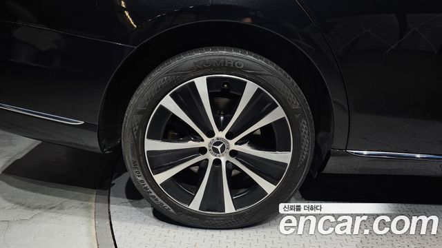 Mercedes-Benz E-Class W213 E300e 4MATIC Exclusive - фото 4