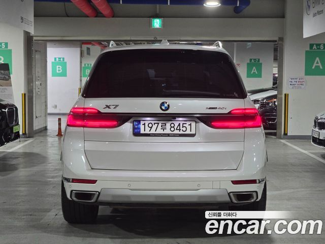 BMW X7 G07 xDrive 40i Design Pure Excellence 6-Seater - фото 2