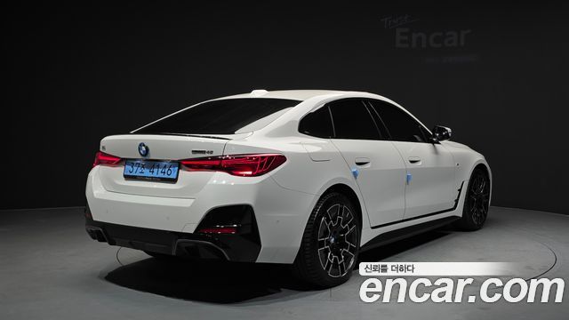 BMW i4 eDrive40 M Sports Pro - фото 1