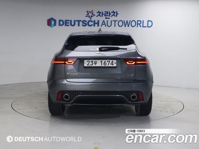 Jaguar E-PACE R250 R-Dynamic SE - фото 3