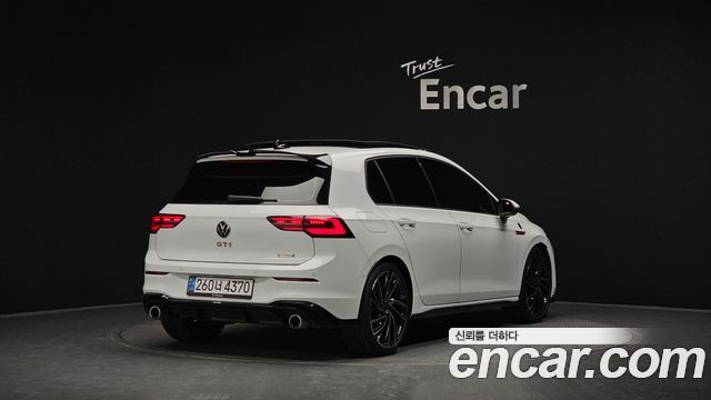 Volkswagen Golf 8-го поколения 2.0 GTI - фото 1