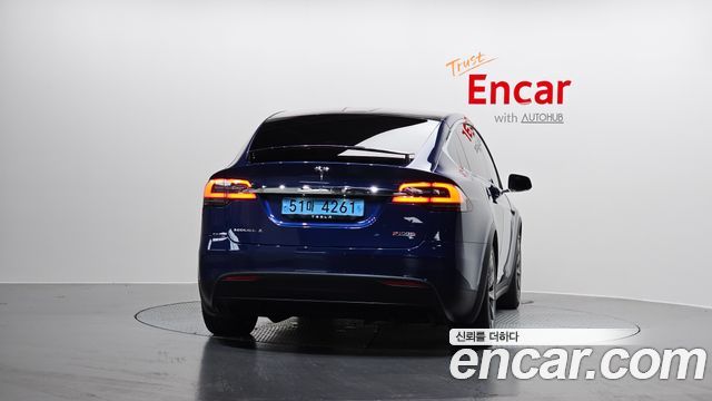Tesla Model X P100D - фото 2
