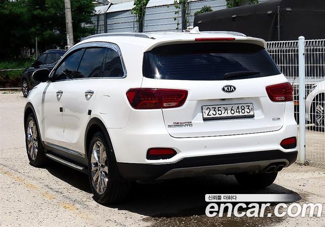 Kia Sorento Новый Diesel 2.2 2WD Prestige - фото 2
