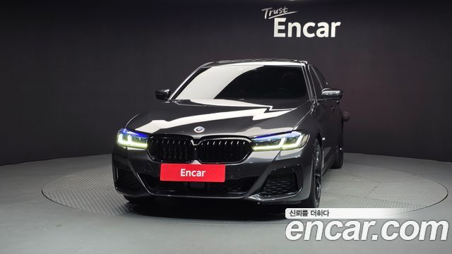 BMW 5-Series G30 520d M Sport Package Plus - фото 2