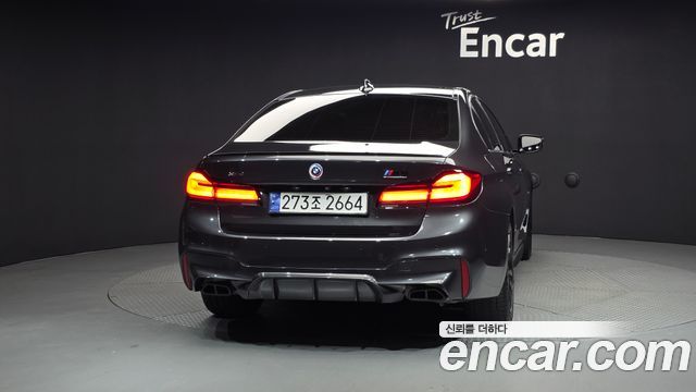 BMW 5-Series G30 520d M Sport Package Plus - фото 3