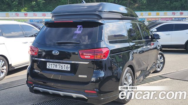 Kia Carnival Новый 9-Seater Hi-Limousine Luxury - фото 2