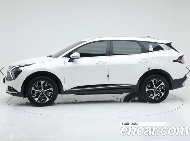 Kia Sportage 5-го поколения, гибрид Signature 2WD - фото 2