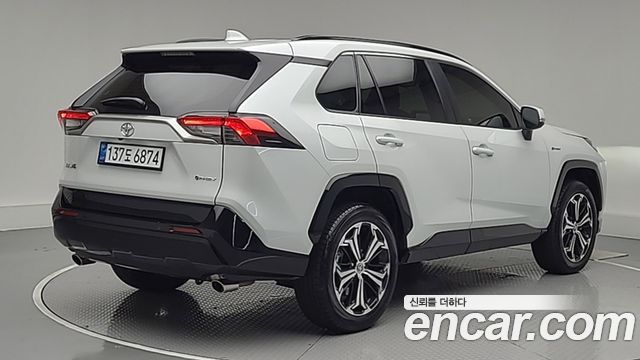 Toyota RAV4 5-го поколения 2.5 4WD PHEV XSE - фото 1