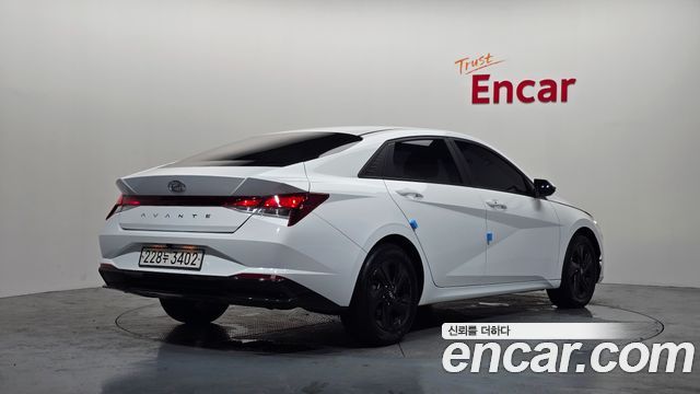 Hyundai Avante CN7, гибрид Smart - фото 1