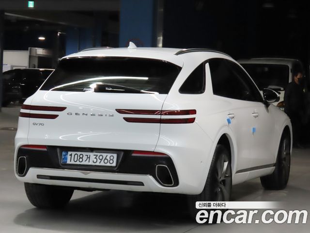 Genesis GV70 2.5T Gasoline 2WD - фото 3