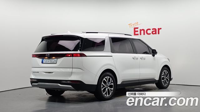 Kia Carnival 4-го поколения 9-Seater Prestige - фото 1