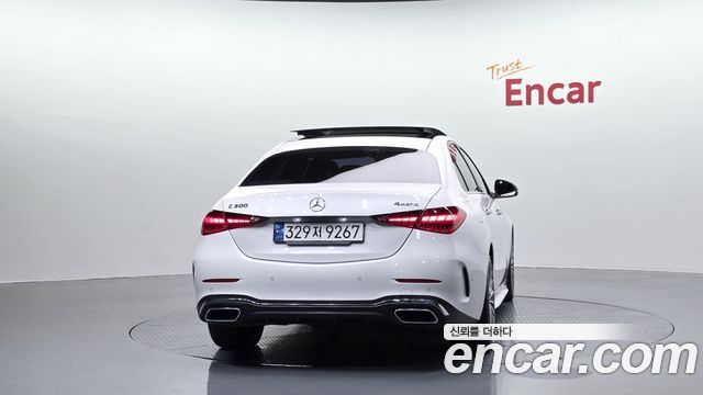 Mercedes-Benz C-Class W206 C300 4MATIC AMG Line - фото 3