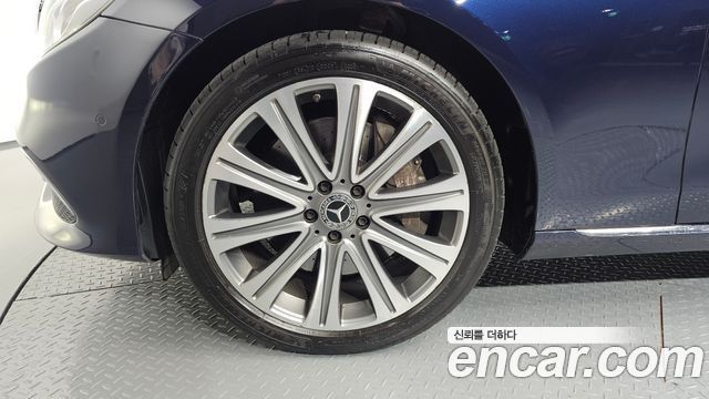 Mercedes-Benz E-Class W213 E400 4MATIC Exclusive - фото 4