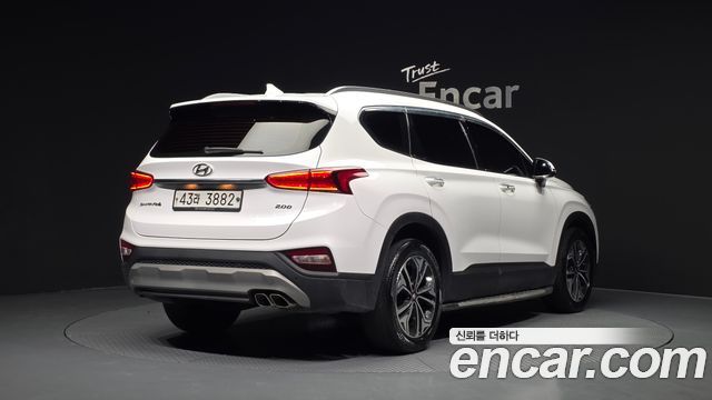 Hyundai Santafe TM Diesel 2.0 2WD Exclusive - фото 1