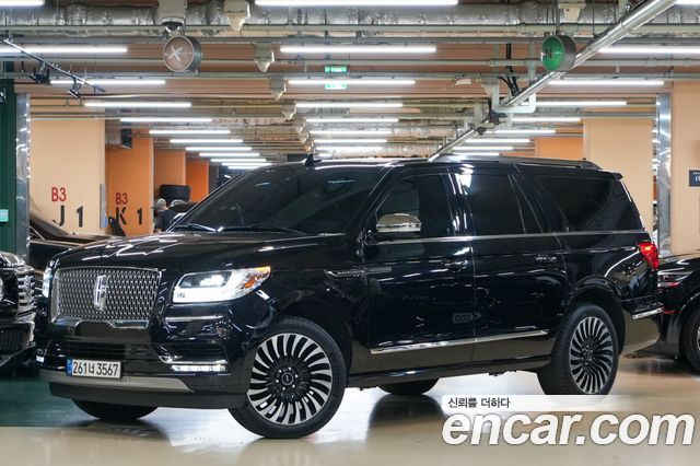 Lincoln Navigator 4-го поколения 3.5L Black Label - фото 2