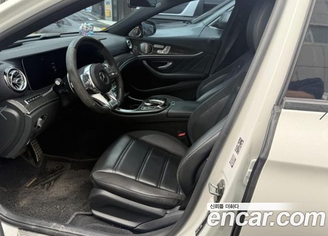 Mercedes-Benz E-Class W213 E63 AMG 4MATIC+ - фото 2